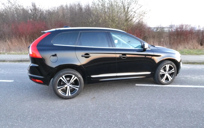 Volvo XC 60 cena 97500 przebieg: 76000, rok produkcji 2017 z Pilawa małe 436